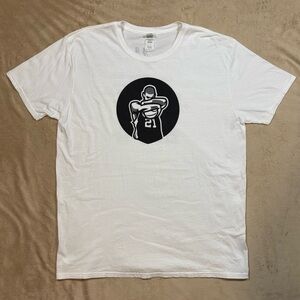 Tim Duncan Jersey Retirement T Shirt Give Away 12-18-16